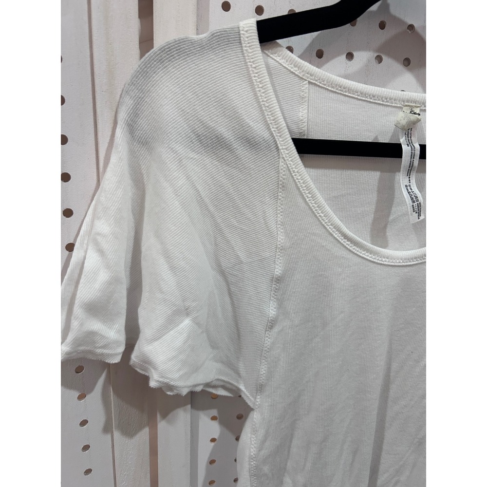 Free People White Ribbed Knit Short Sleeve Bodysuit Snap Closure‎ Cutout Sides - Picture 4 of 8